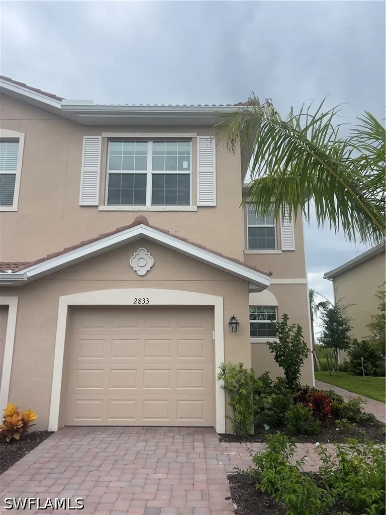 2833 Citrus Street Naples FL 34120