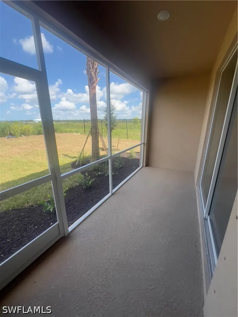 2833 Citrus Street Naples FL 34120