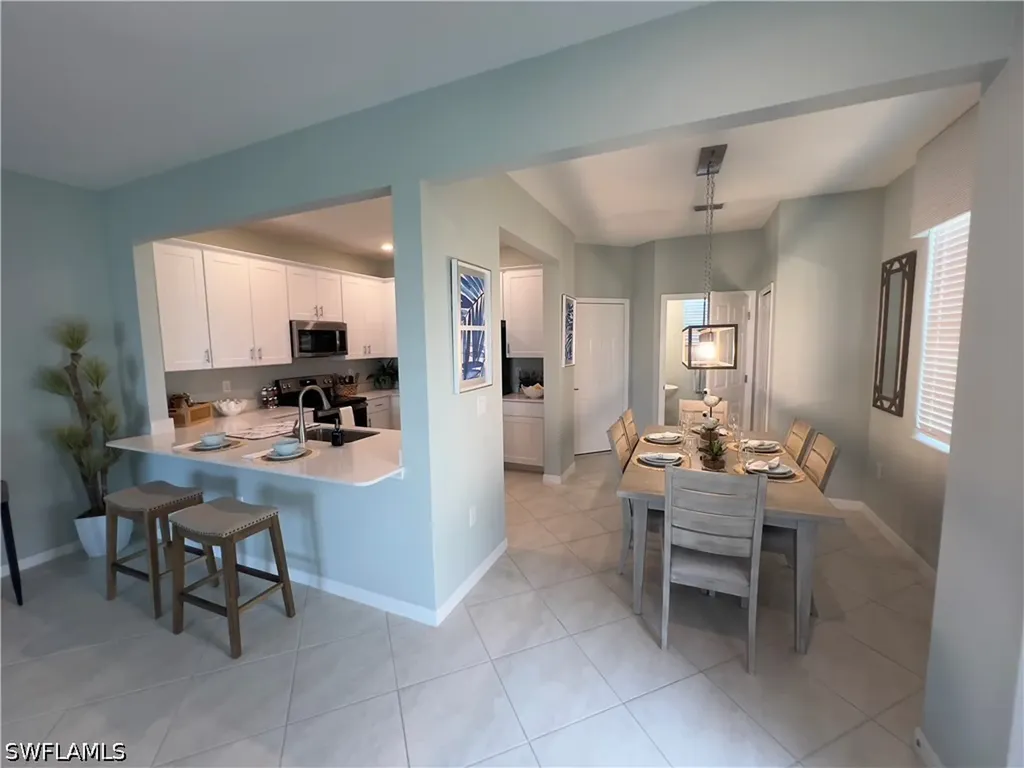 2806 Blossom Way Naples FL 34120