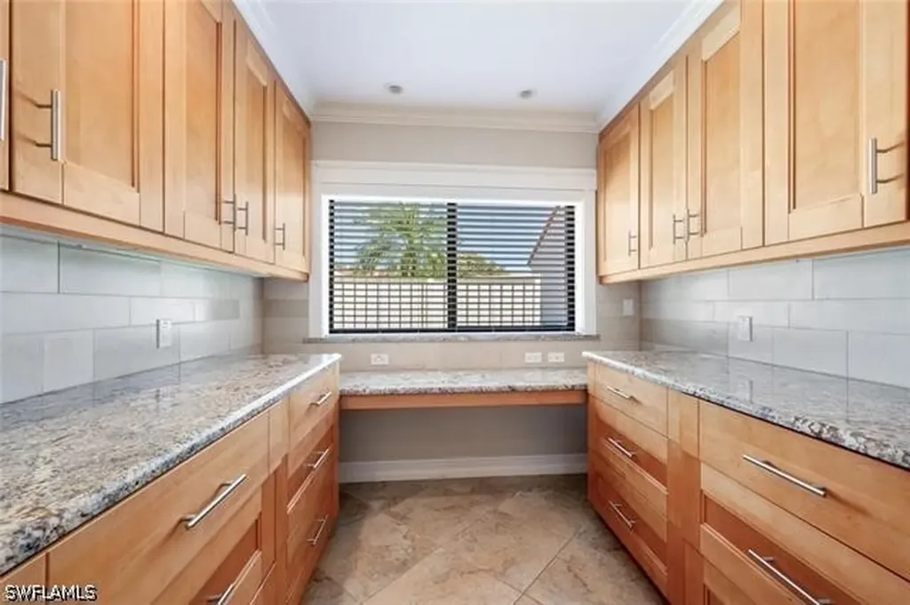 551 Beachwalk Circle Naples FL 34108