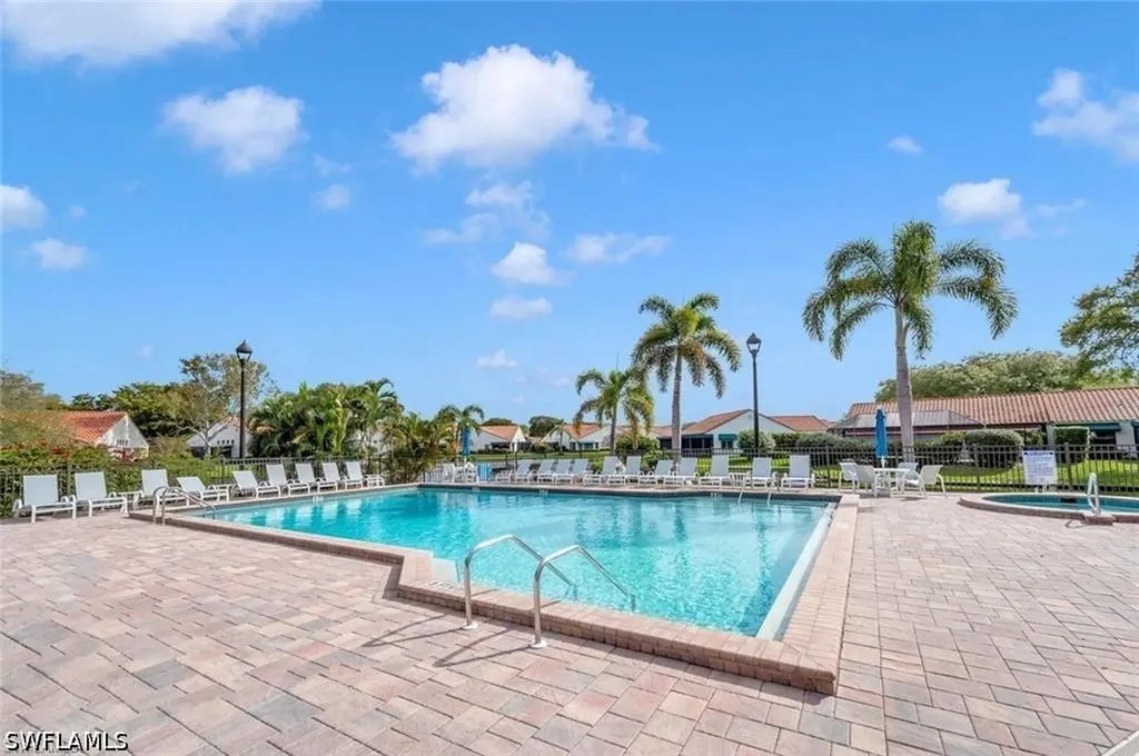 551 Beachwalk Circle Naples FL 34108