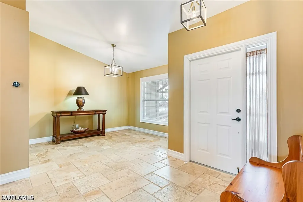 401 Candlewick Circle E Lehigh Acres FL 33936