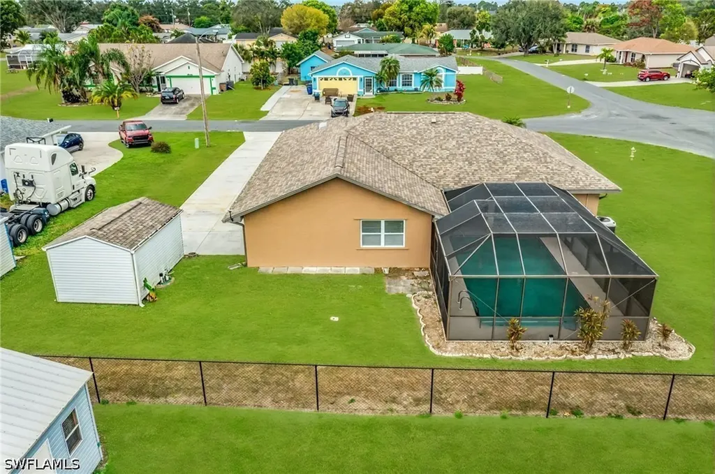 401 Candlewick Circle E Lehigh Acres FL 33936