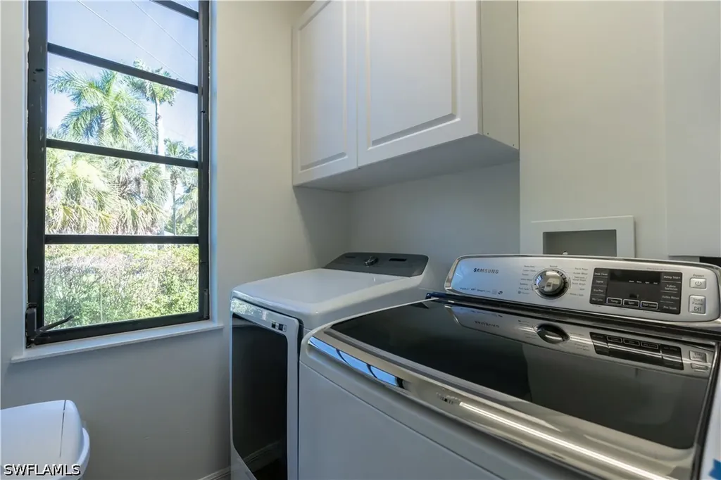 651 10th Avenue S Naples FL 34102