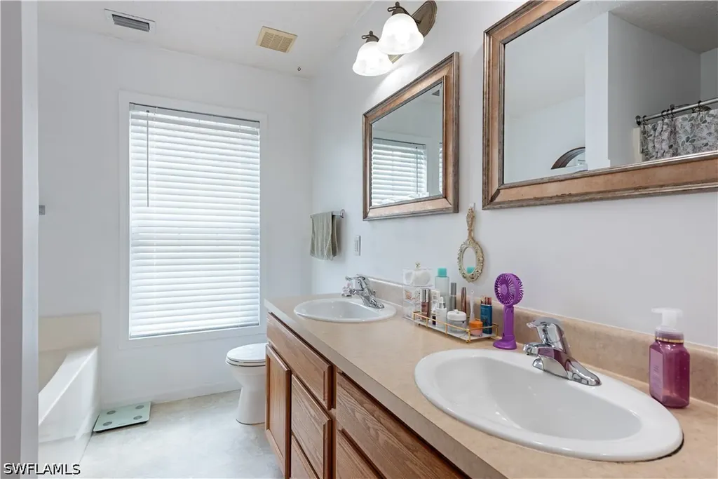 481 Leawood Circle Naples FL 34104