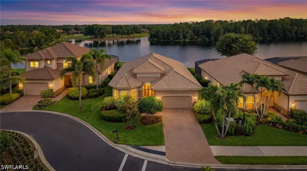 Naples FL, 6168 Dogleg Drive