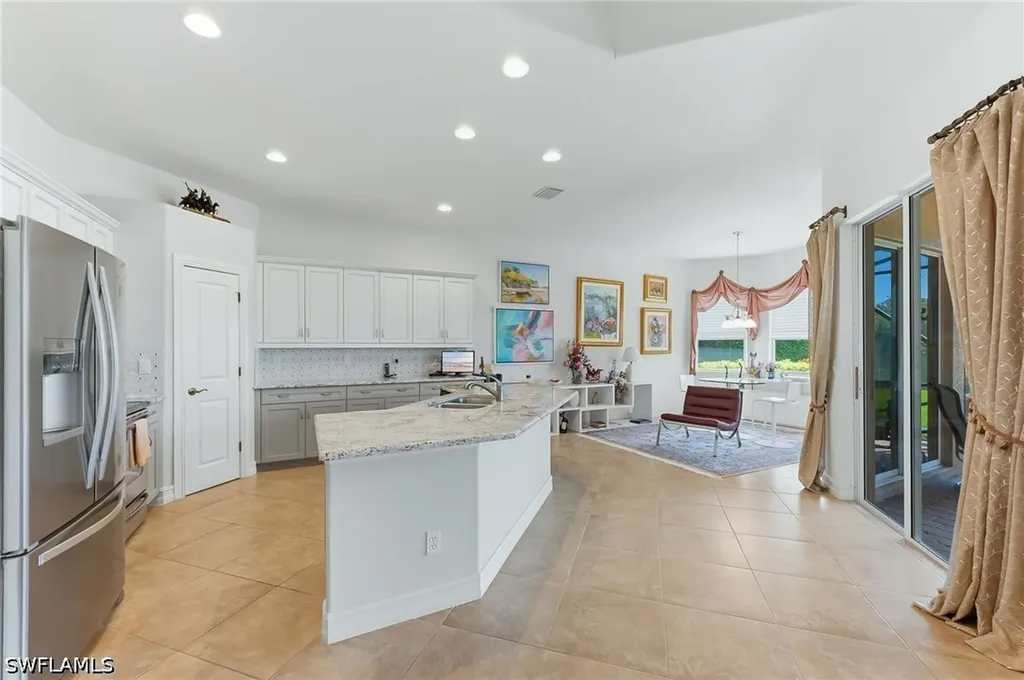 6168 Dogleg Drive Naples FL 34113