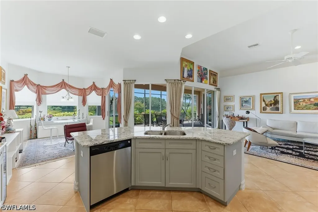 6168 Dogleg Drive Naples FL 34113