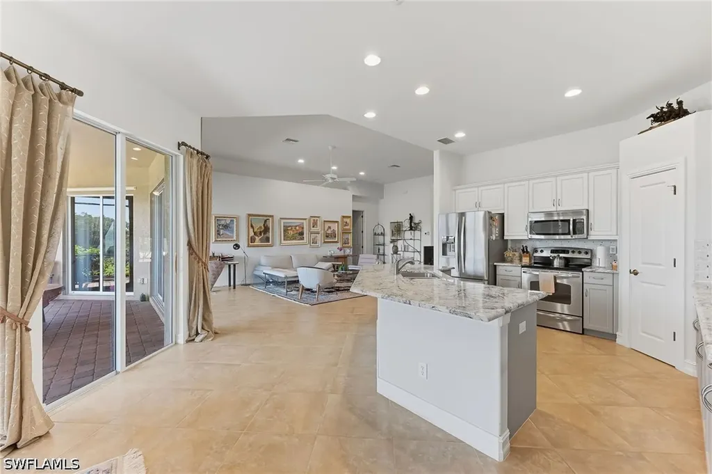 6168 Dogleg Drive Naples FL 34113