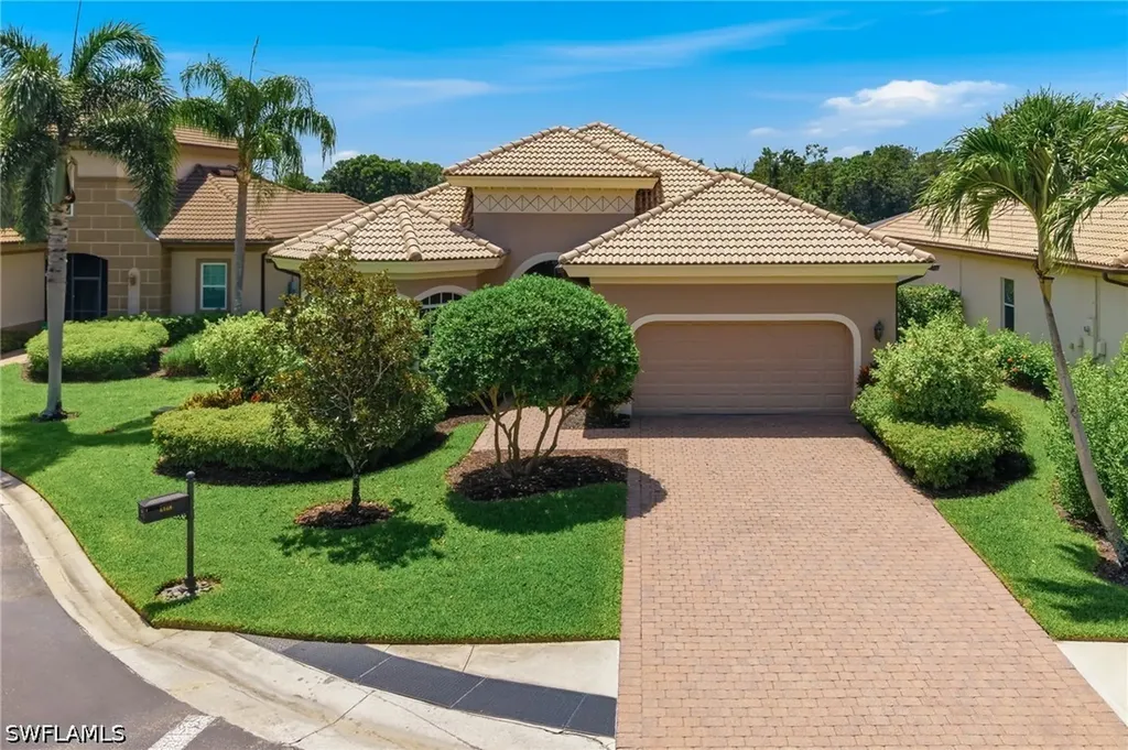 6168 Dogleg Drive Naples FL 34113