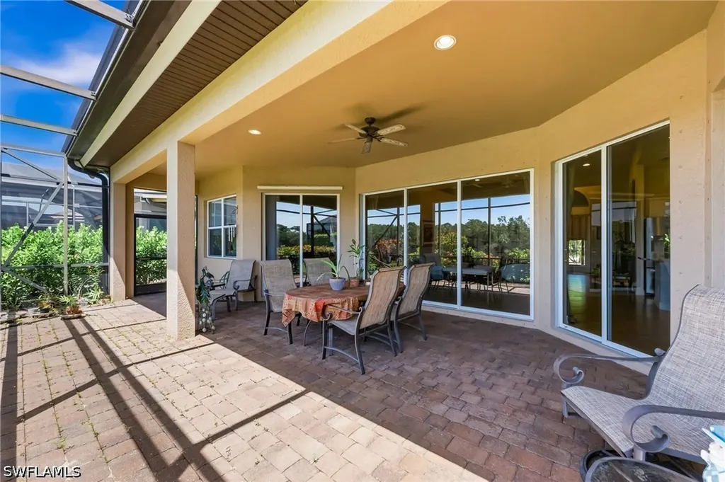 6168 Dogleg Drive Naples FL 34113