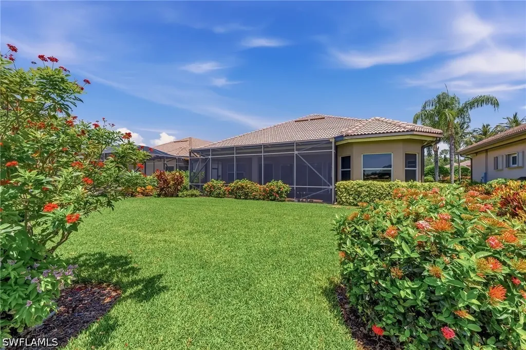6168 Dogleg Drive Naples FL 34113