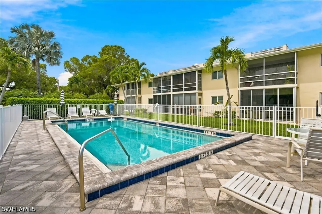 1417 Chesapeake Avenue Naples FL 34102