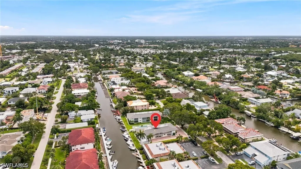 1417 Chesapeake Avenue Naples FL 34102