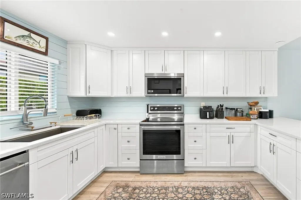 1417 Chesapeake Avenue Naples FL 34102