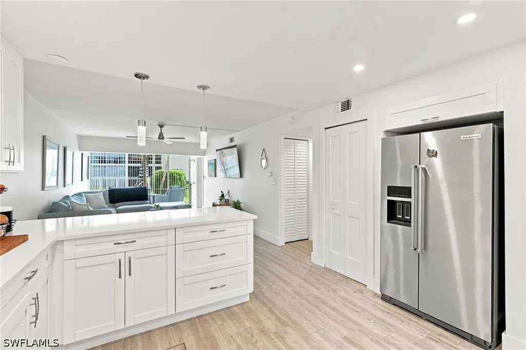 1417 Chesapeake Avenue Naples FL 34102