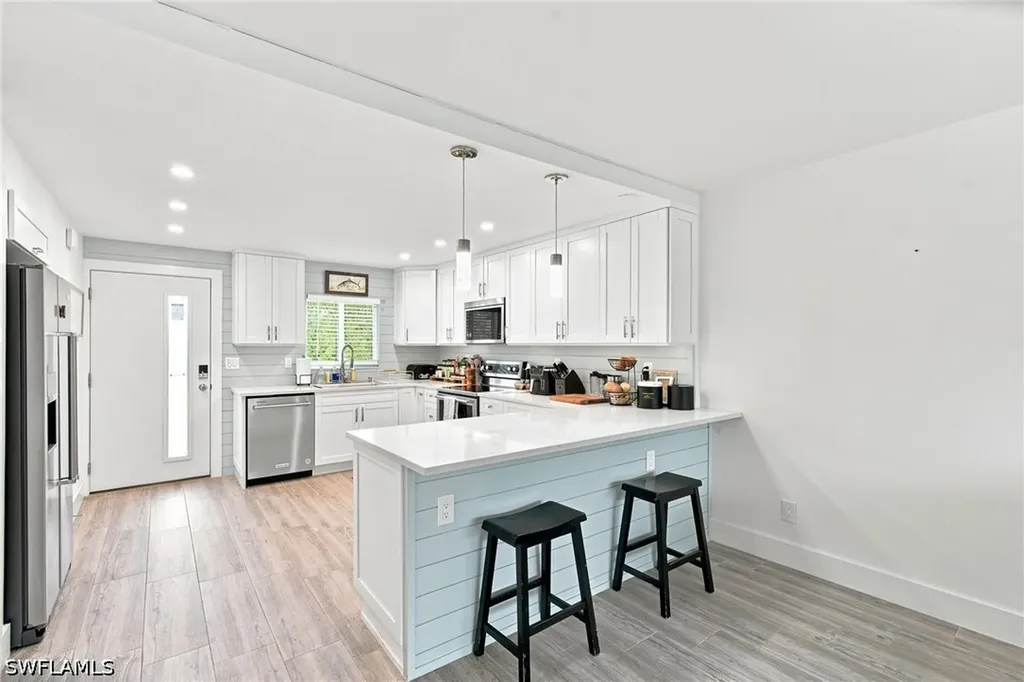 1417 Chesapeake Avenue Naples FL 34102