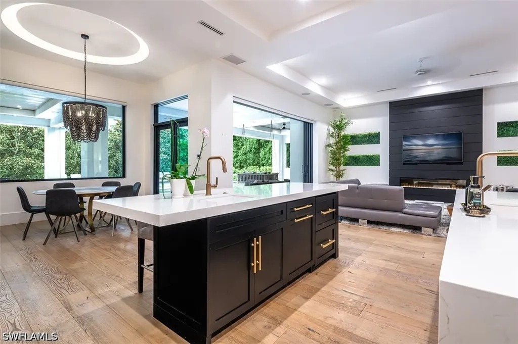 728 Carica Road Naples FL 34108