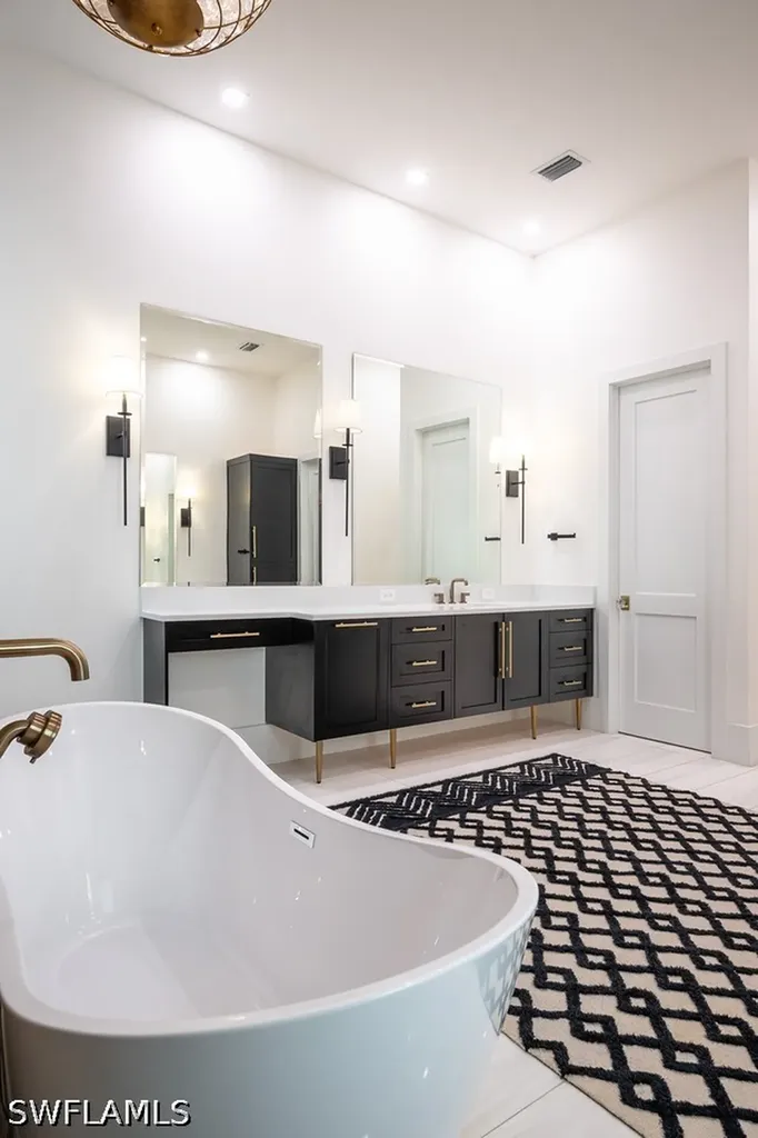 728 Carica Road Naples FL 34108
