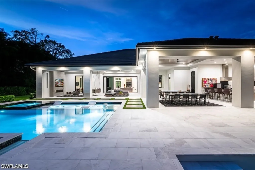 728 Carica Road Naples FL 34108