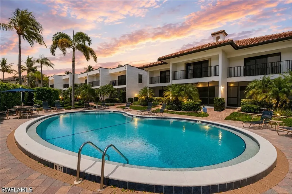 1050 6th Street S Naples FL 34102
