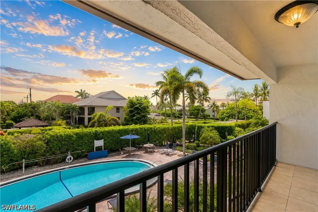 1050 6th Street S Naples FL 34102
