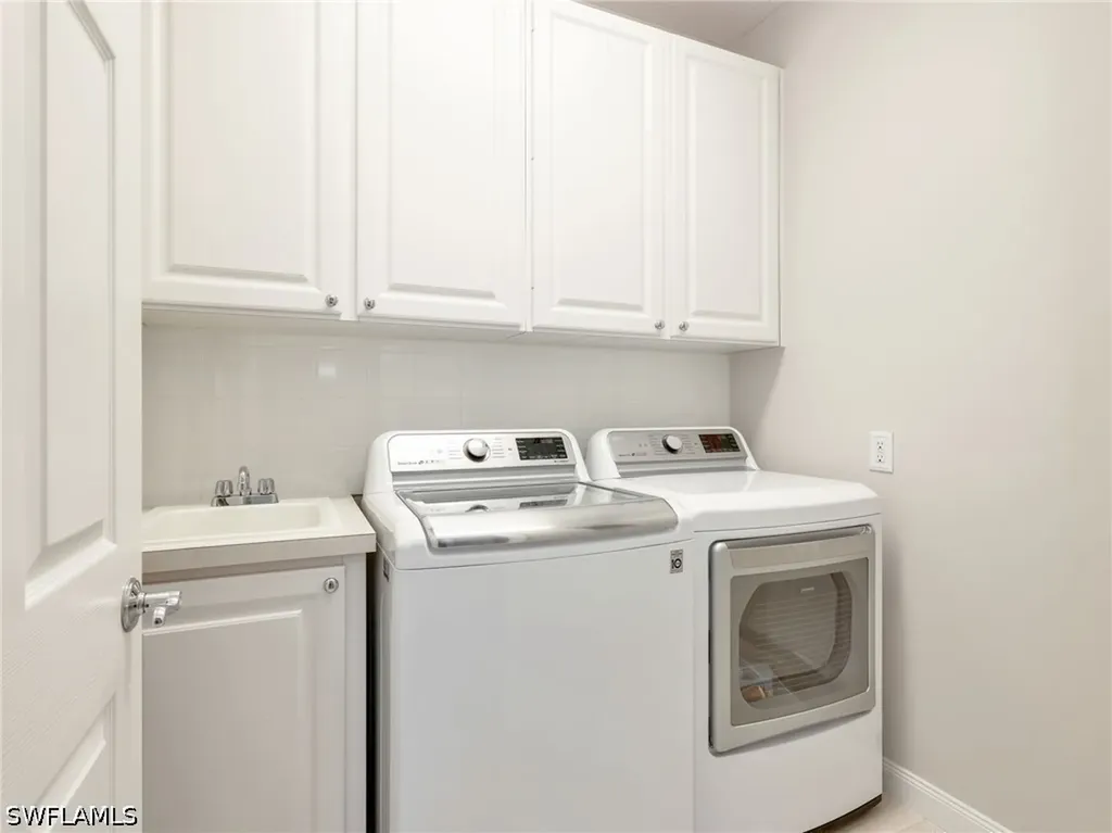 28614 Alessandria Circle Bonita Springs FL 34135