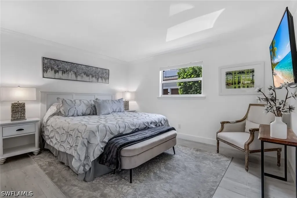 960 7th Street S Naples FL 34102