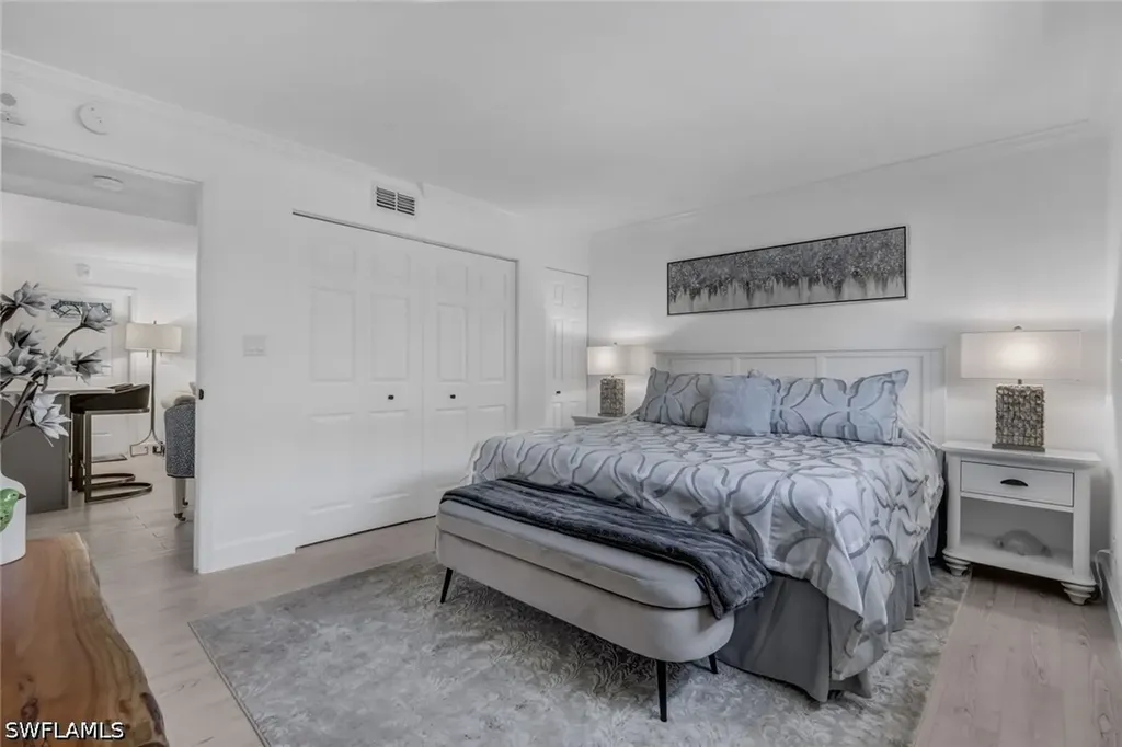 960 7th Street S Naples FL 34102