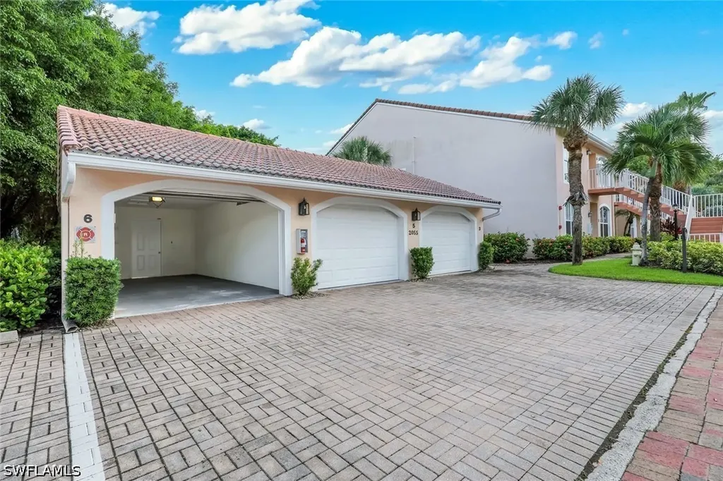 2055 Cascades Drive Naples FL 34112