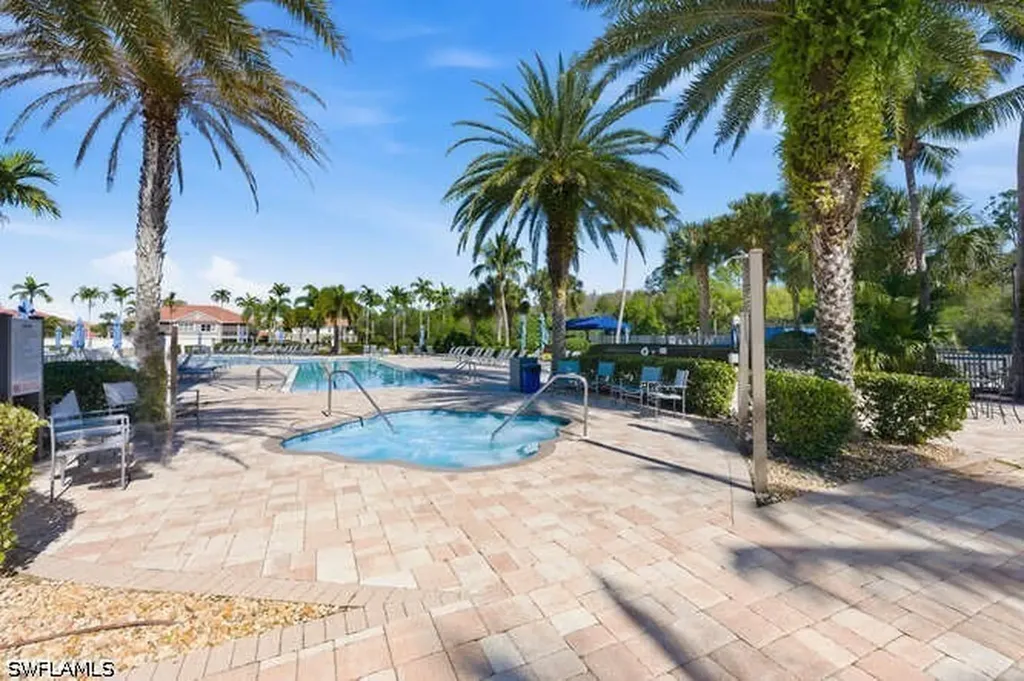 10351 Glastonbury Circle Fort Myers FL 33913