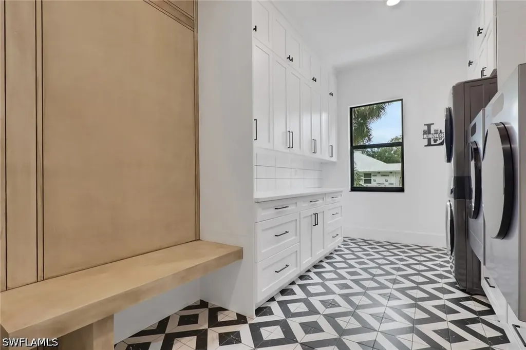 634 19th Street SW Naples FL 34117