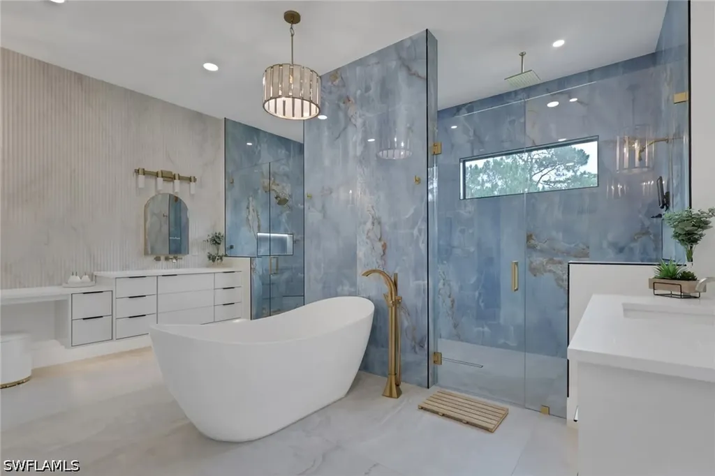 634 19th Street SW Naples FL 34117