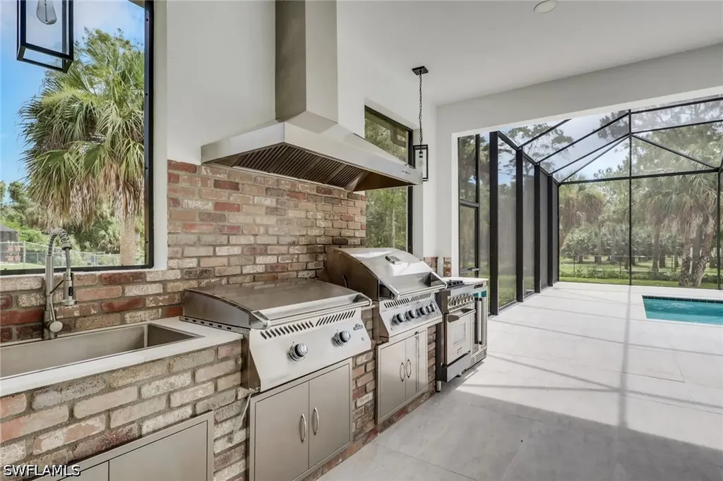 634 19th Street SW Naples FL 34117