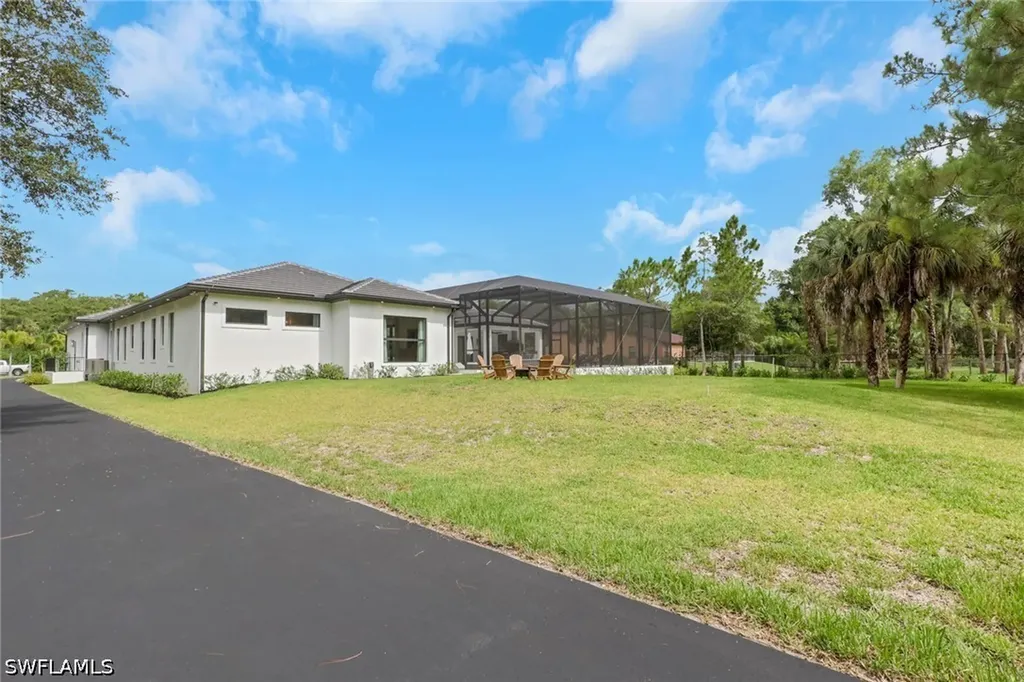 634 19th Street SW Naples FL 34117