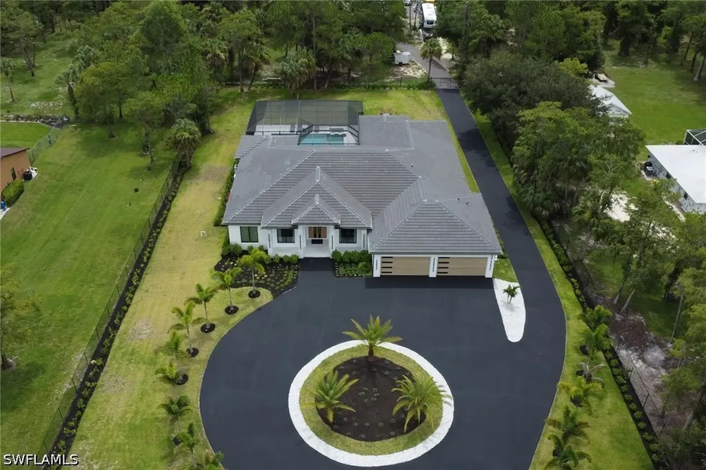 634 19th Street SW Naples FL 34117