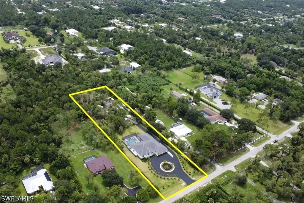 634 19th Street SW Naples FL 34117