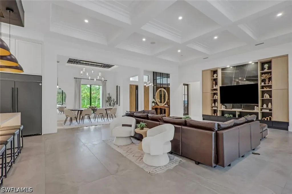 634 19th Street SW Naples FL 34117