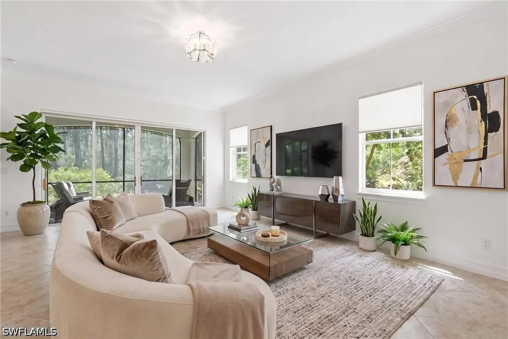 2886 Castillo Court Naples FL 34109