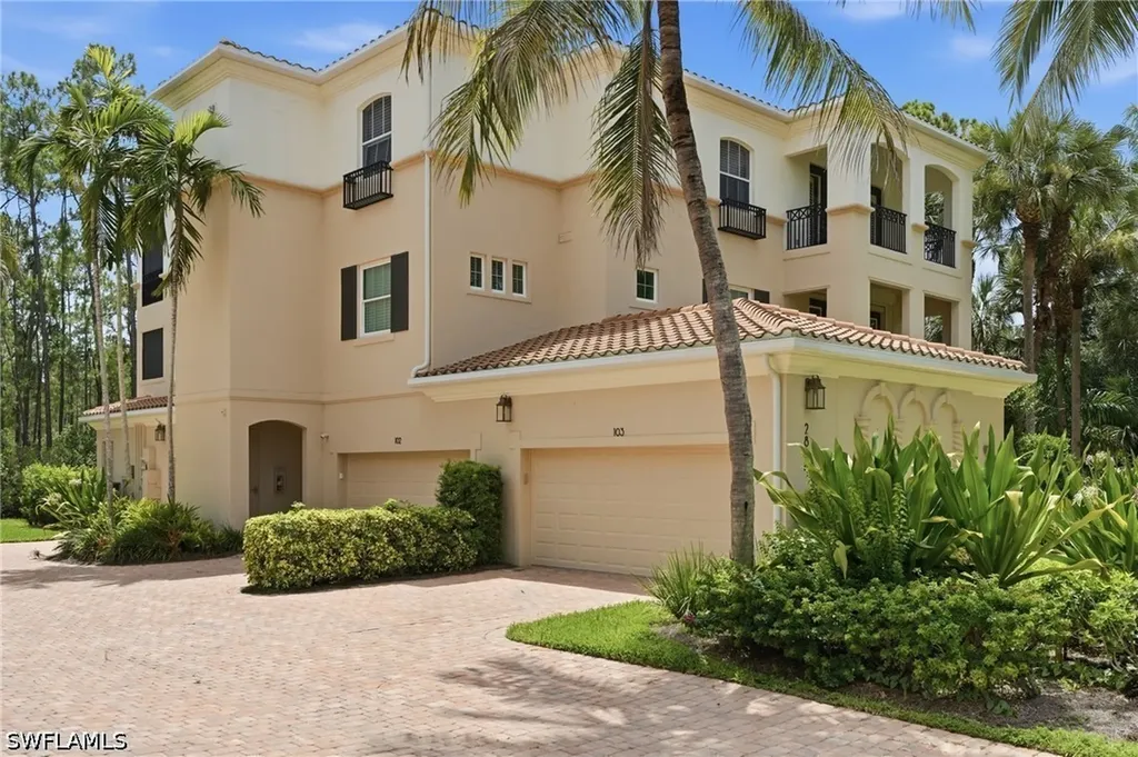 2886 Castillo Court Naples FL 34109