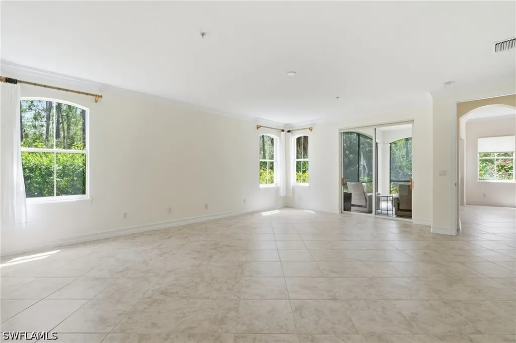2886 Castillo Court Naples FL 34109