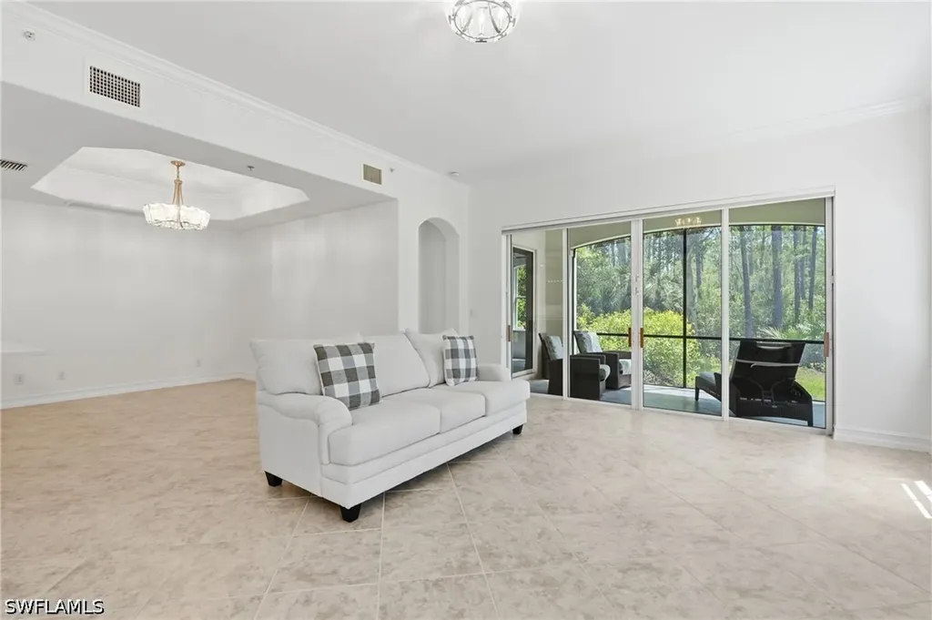 2886 Castillo Court Naples FL 34109