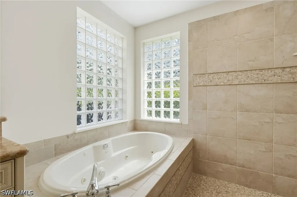 2886 Castillo Court Naples FL 34109