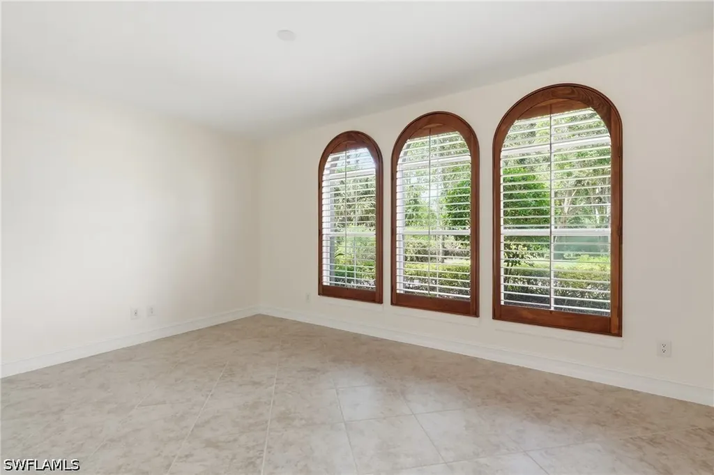 2886 Castillo Court Naples FL 34109