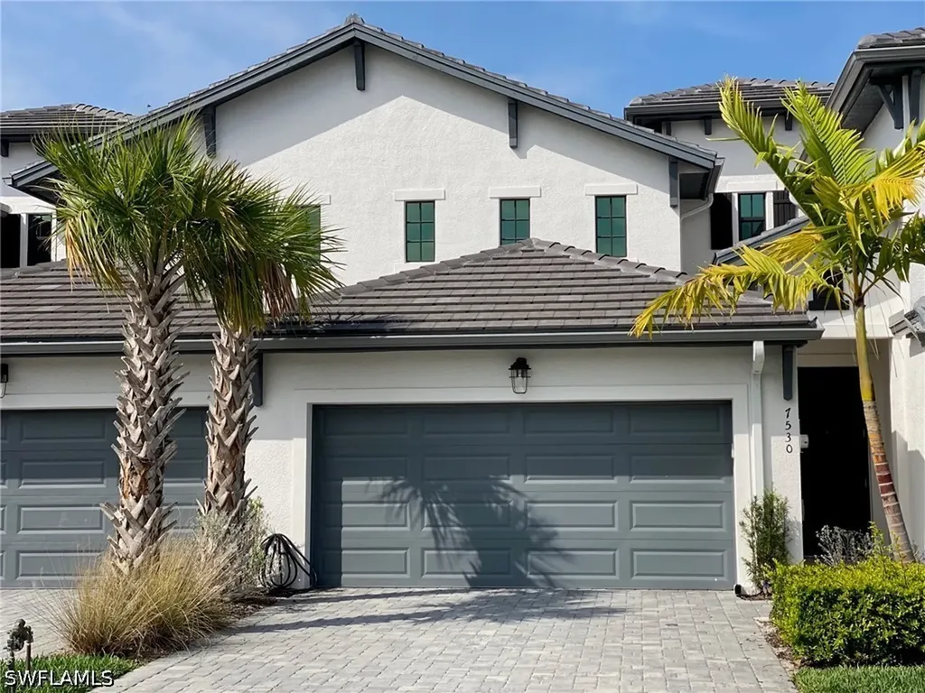 7530 Rockefeller Drive Naples FL 34119