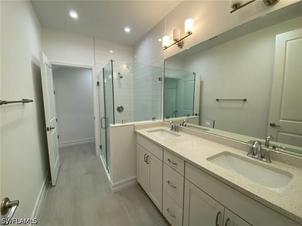 7530 Rockefeller Drive Naples FL 34119