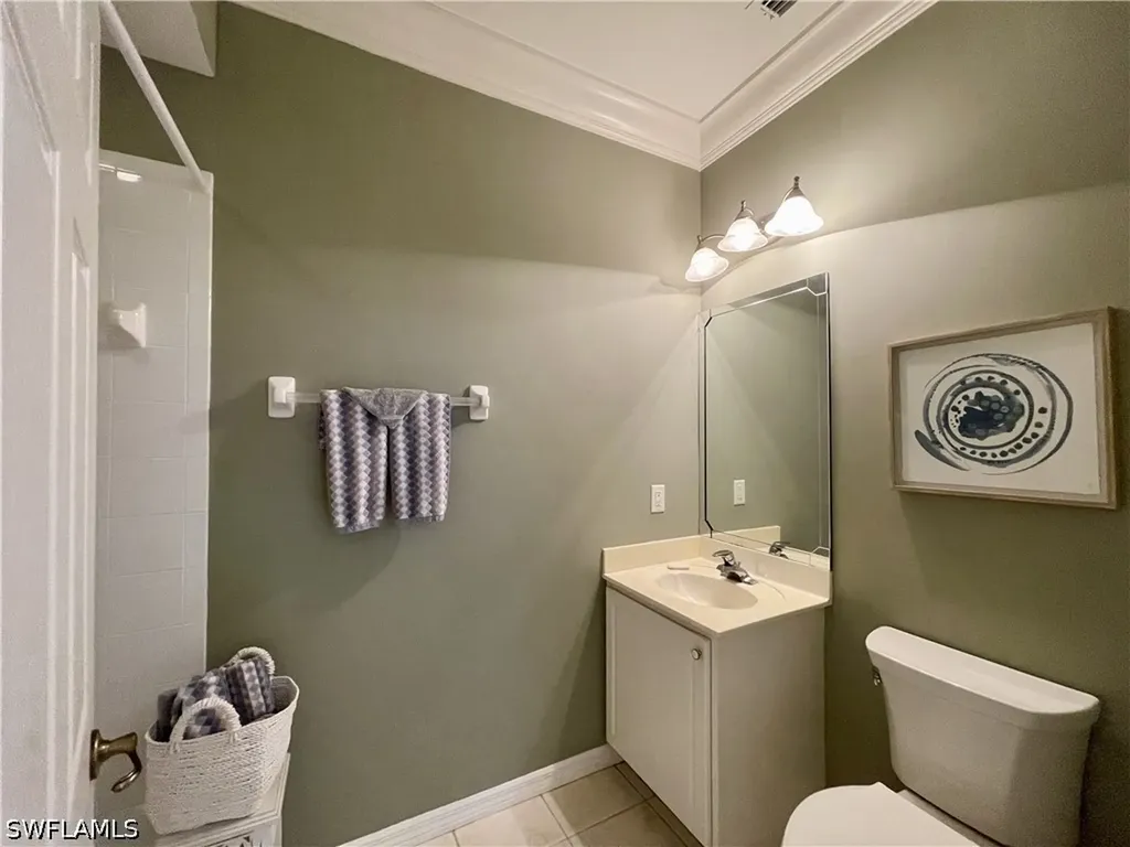 3965 Bishopwood Court E Naples FL 34114