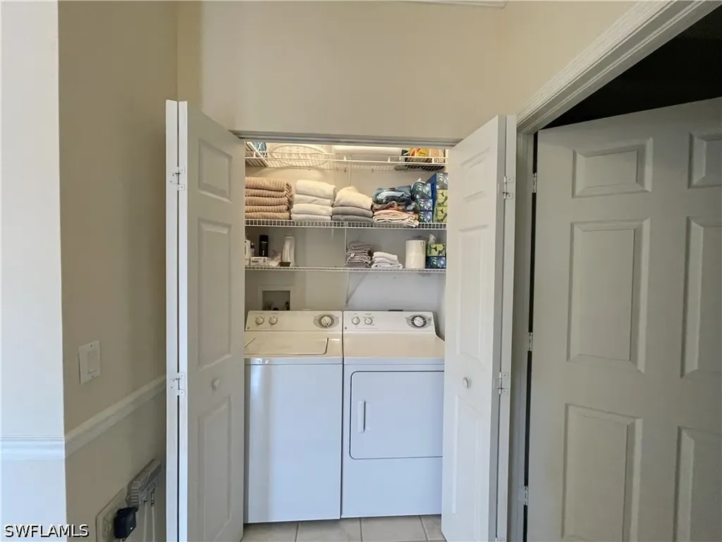 3965 Bishopwood Court E Naples FL 34114