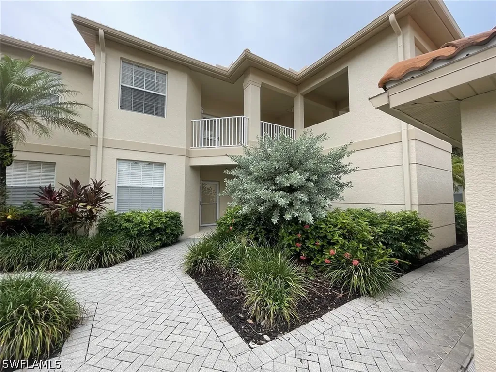 3965 Bishopwood Court E Naples FL 34114