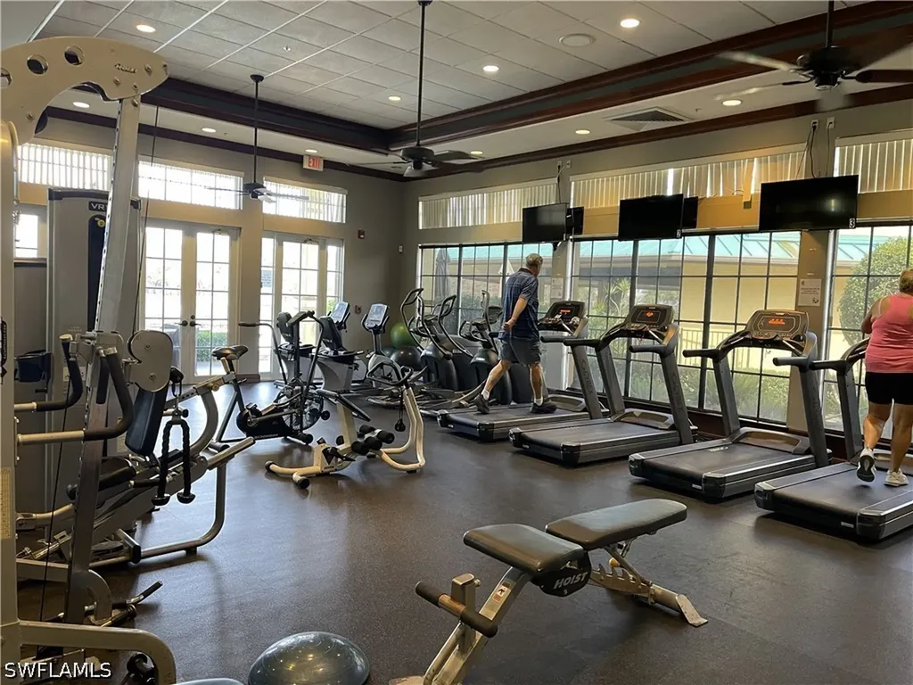 3965 Bishopwood Court E Naples FL 34114